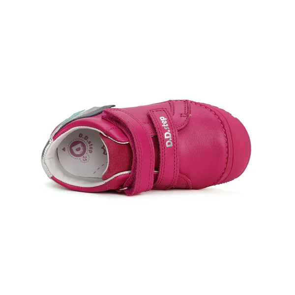 D.D. Step csillagos zárt cipő - S082-41652A